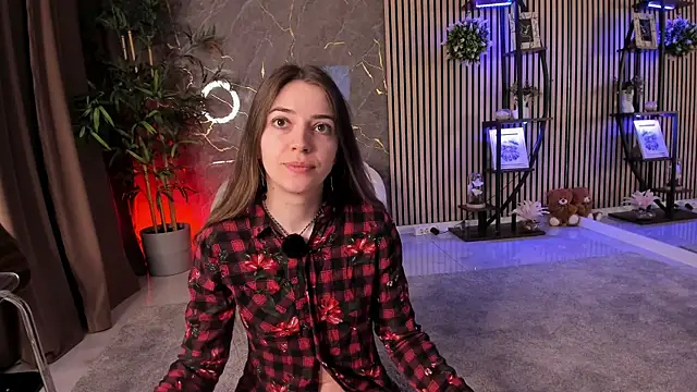 Velvet Spell online show from 04.21.26