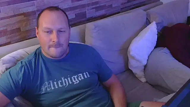 lustonfan online show from 04.17.26