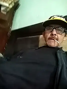 Snapshot of gatocae chatting on 03.04.26 gatocae online show from 03.04.26