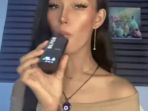 Sunkissed seductress online show from 05.14.26