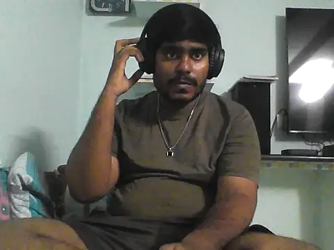 Snapshot of Foxboy65 chatting on 04.29.26 Foxboy65 online show from 04.29.26