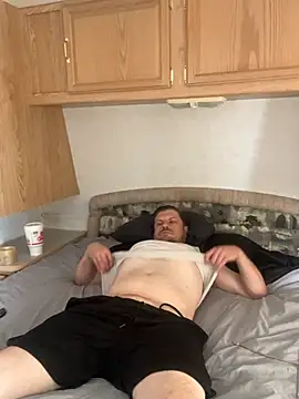 Snapshot of Lovemonsta69 chatting on 03.04.26 Lovemonsta69 online show from 03.04.26