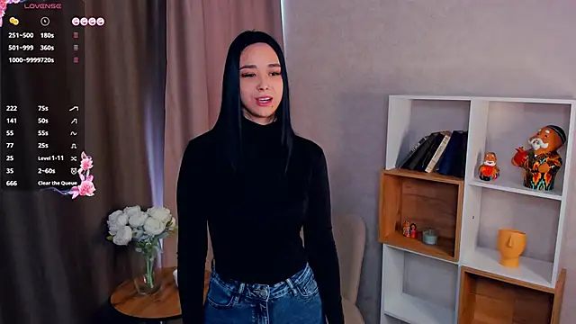 XeniaRoehl online show from 03.05.26