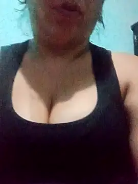 1yesi online show from 03.05.26