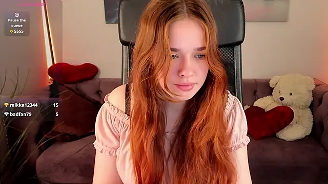 Snapshot of TiffanyVex chatting on 05.25.26 TiffanyVex online show from 05.25.26