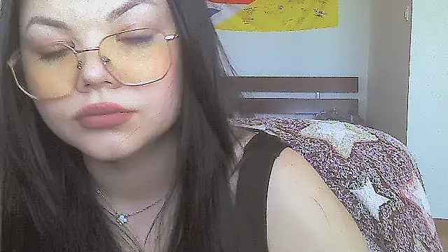 vvikkiii online show from 03.05.26