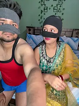 Snapshot of your_bhabhi_love chatting on 05.07.26 your bhabhi love online show from 05.07.26