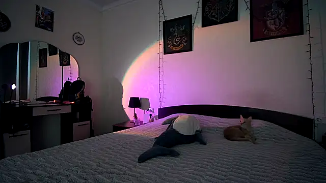 Milk shakeee online show from 03.24.26