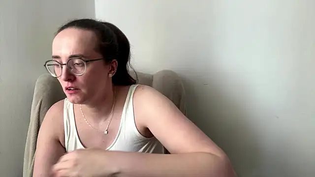 SofiaTease online show from 05.04.26