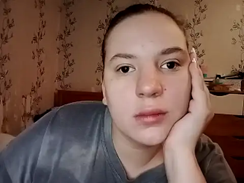 symmetryinvoid online show from 04.02.26