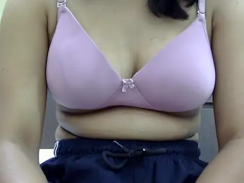 kAVYA 05 online show from 04.28.26