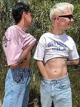 AlphaTwinks online show from 04.07.26