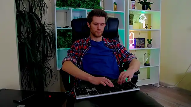 Snapshot of Eddie_Baker chatting on 03.13.26 Eddie Baker online show from 03.13.26