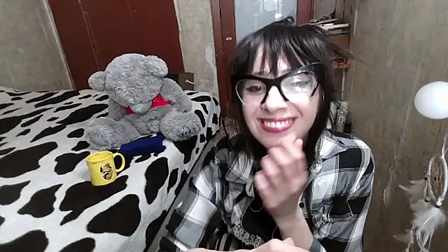 Barbie Rococo online show from 04.19.26