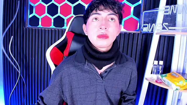 Cristopher Wild online show from 04.13.26