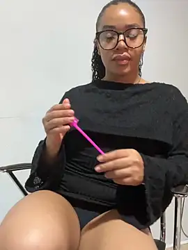 Dafnelys online show from 04.13.26