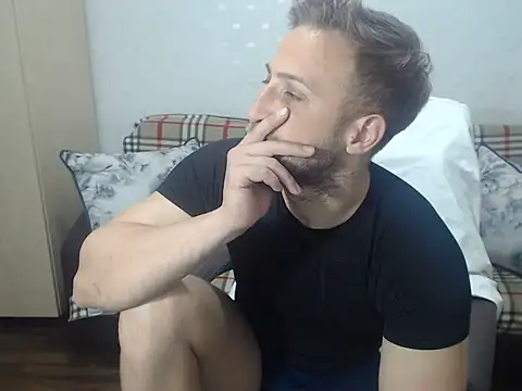 BlondEagleMuscle online show from 06.15.26
