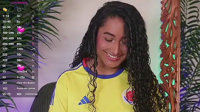 SoyJuliana 19 online show from 06.27.26