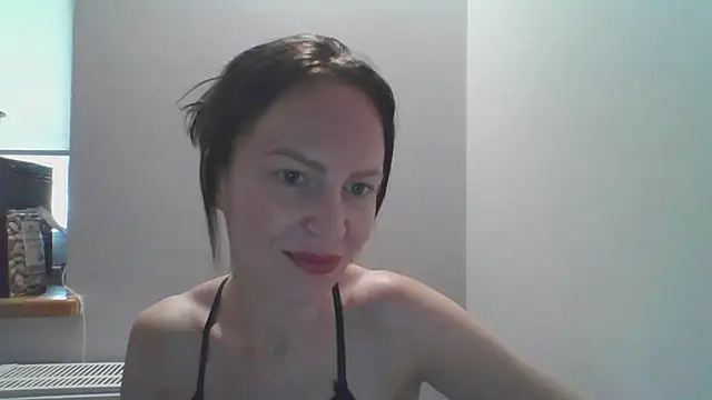 AnnaTight online show from 08.02.26