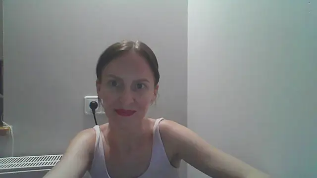 AnnaTight online show from 08.02.26