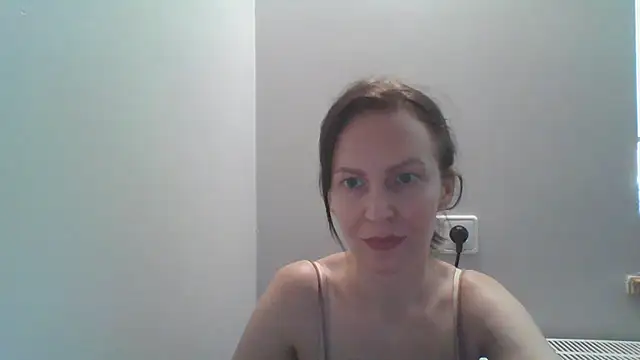 AnnaTight online show from 08.05.26