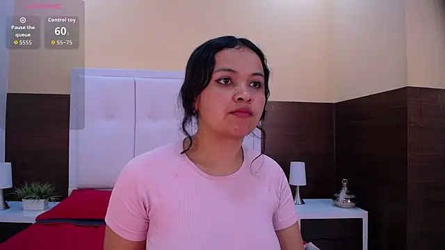 Catalinaa01 online show from 05.19.26
