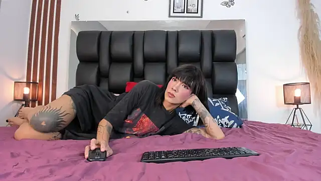 dalhia and hades online show from 03.17.26