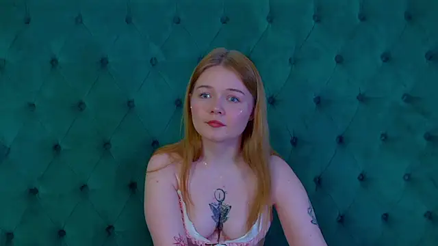 ElinaVale online show from 04.16.26