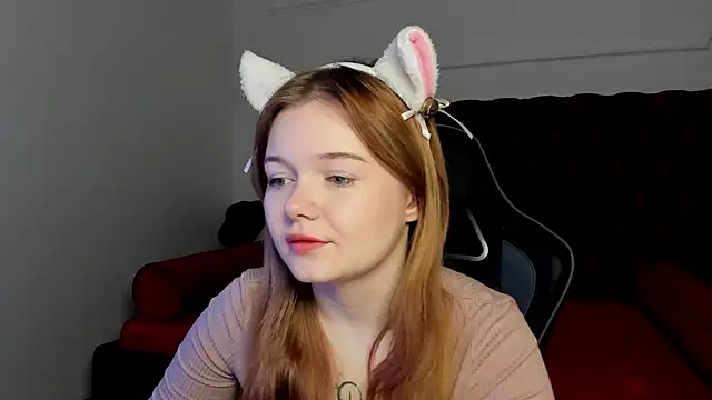 ElinaVale online show from 04.20.26