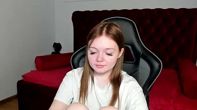 ElinaVale online show from 06.10.26