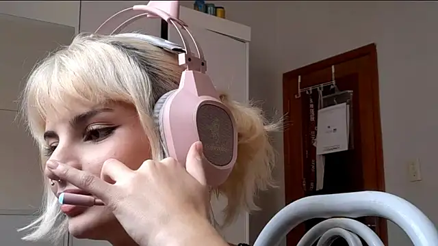 JustinCerqueira online show from 03.11.26