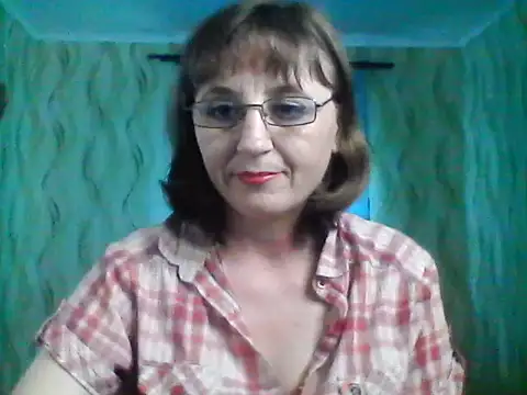 Alisaprice077 online show from 04.28.26