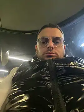 tonyboys19418 online show from 03.08.26