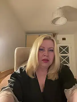JanieLight53 online show from 06.19.26