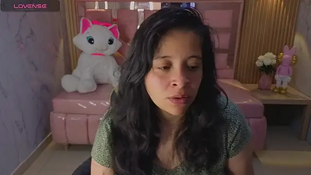 sara tellez s online show from 07.07.26