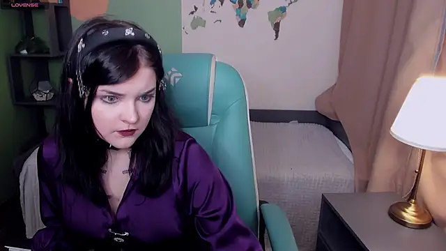 Snapshot of EsterTwilight chatting on 03.14.26 EsterTwilight online show from 03.14.26