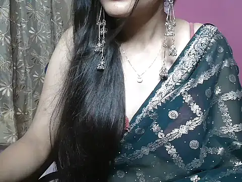 Sonam-kapur1 online show from 05.21.26