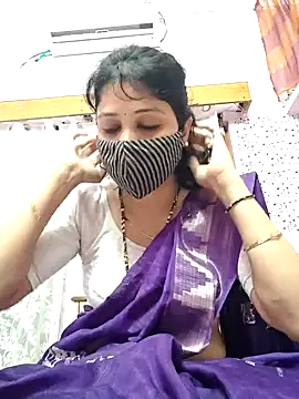 Snapshot of Rani_Mukherjee7676 chatting on 04.21.26 Rani Mukherjee7676 online show from 04.21.26