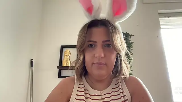 annabellewarick online show from 04.02.26