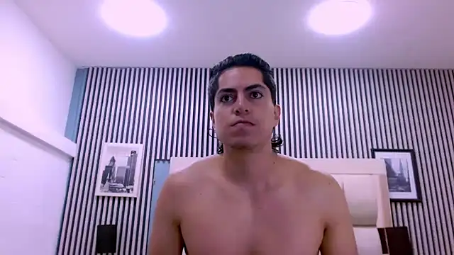 Alex Wolft online show from 04.06.26