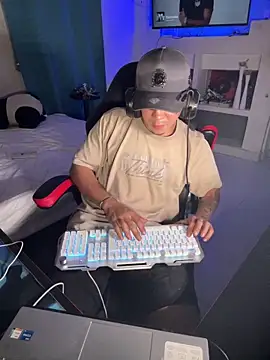 AngelLatinBoy online show from 04.08.26