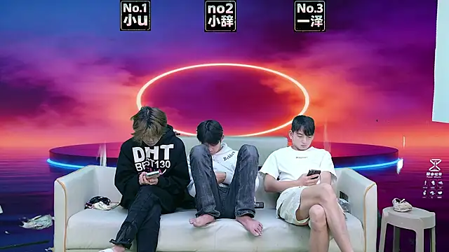 XHR001 online show from 03.27.26