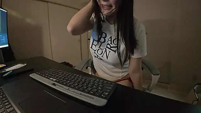 Snapshot of sakurako_12 chatting on 05.09.26 sakurako 12 online show from 05.09.26