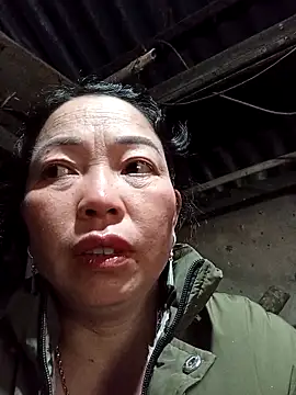 Yellow-pink online show from 03.11.26