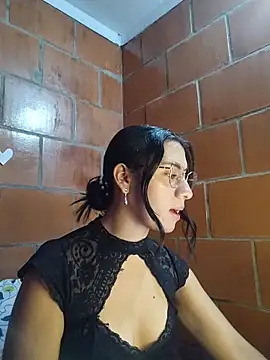 Amanda x1 online show from 04.17.26
