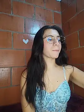 Amanda x1 online show from 04.30.26