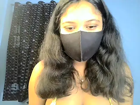 KASHISH SINGH  online show from 05.18.26