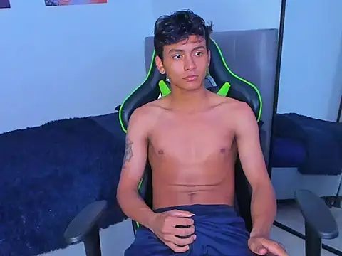 Snapshot of PaulTallx chatting on 03.09.26 PaulTallx online show from 03.09.26