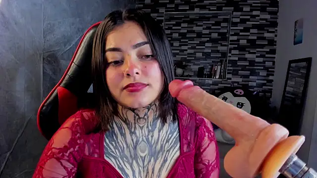 Sophiia cherry online show from 05.16.26