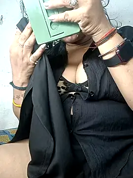 Delhi Patola online show from 04.10.26